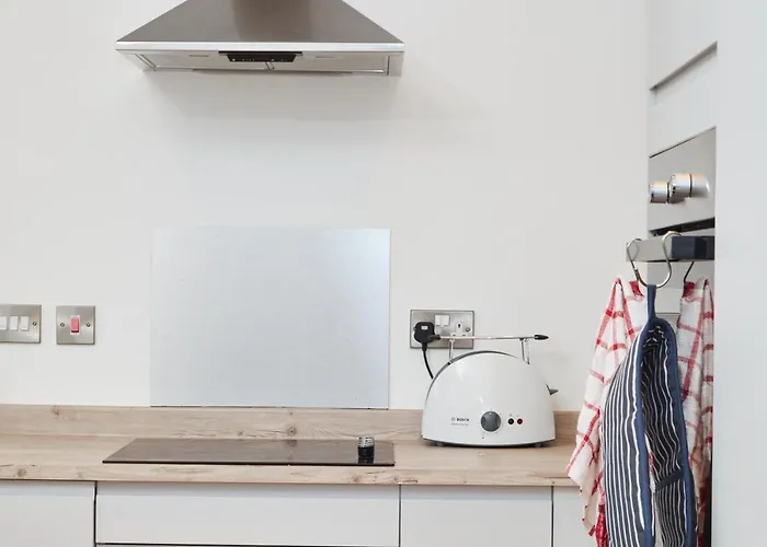 Large Duplex Penthouse - Parking *